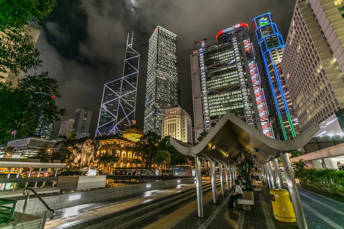 香港·新能源企业出海的资本路径：国际资本市场如何看中国新能源